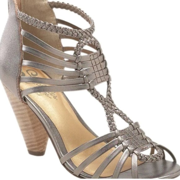 Seychelles Shoes - Seychelles Metallic Strappy Sandals, sz 10